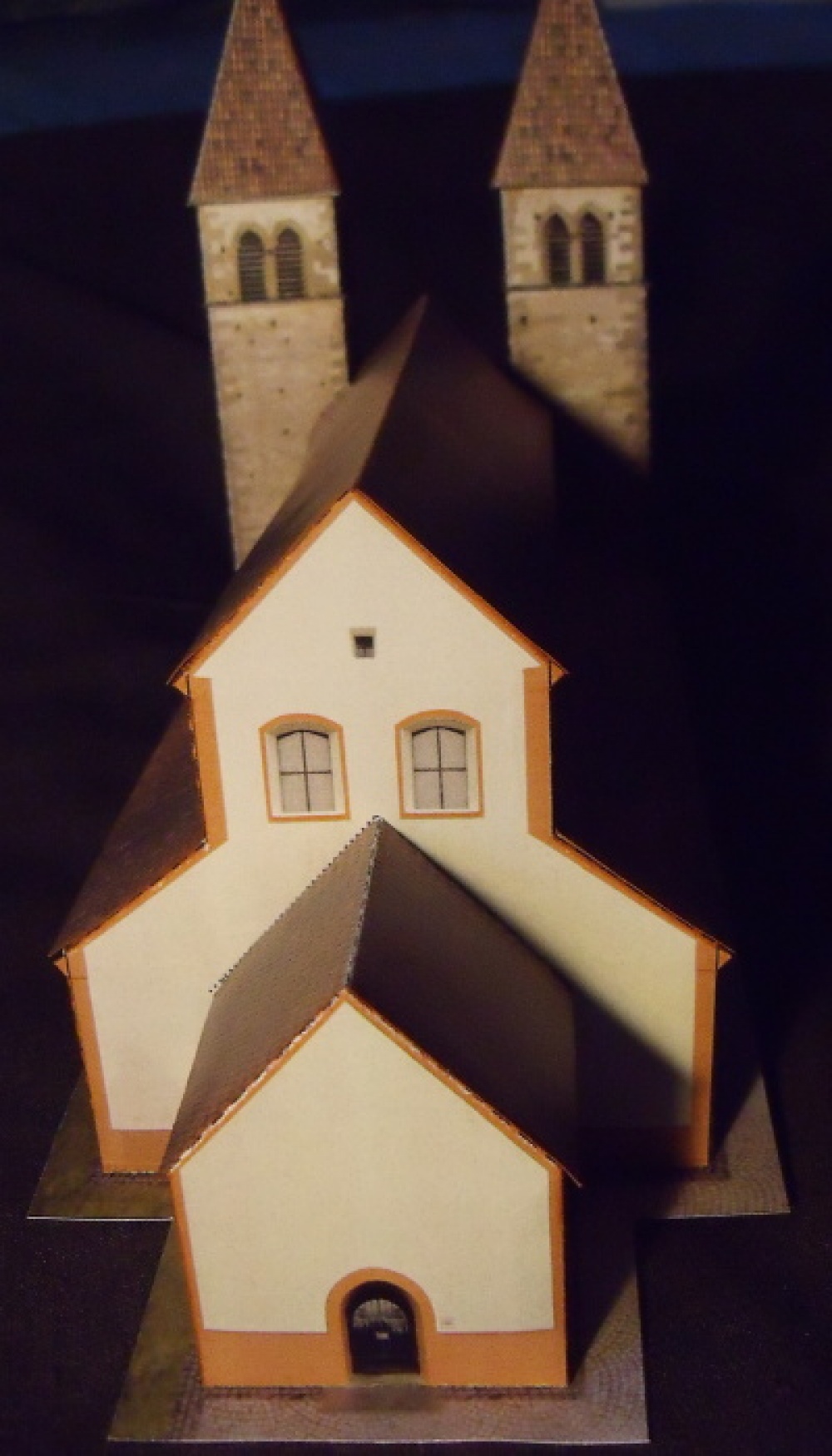kostely na ostrově Reichenau (světové dědictví UNESCO) (Plná velikost v novém okně) kostely na ostrově Reichenau (světové dědictví UNESCO)