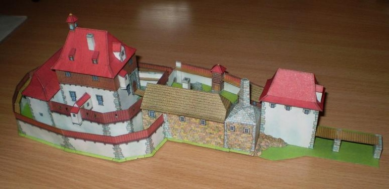 Kozí hrádek u Tábora (Plná velikost v novém okně) Kozí hrádek u Tábora