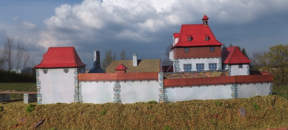 Kozí Hrádek u Tábora (Plná velikost v novém okně) Kozí Hrádek u Tábora
