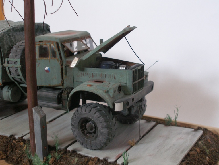 KrAZ 255 6x6 (Plná velikost v novém okně) KrAZ 255 6x6