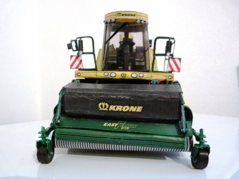 Krone Big X 700 s lištou easy flow 3001 Krone Big X 700 s lištou easy flow 3001