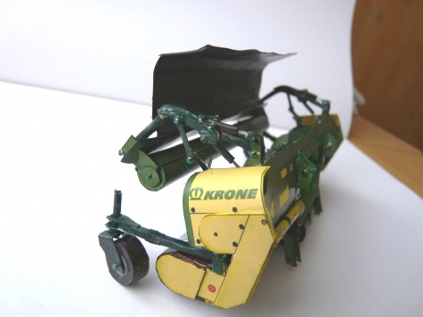 Krone BigX V8 s li�tou easy flow