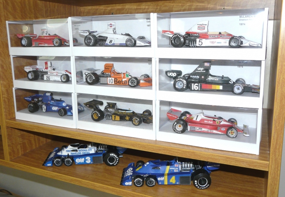 Krabička na modely F1 (Plná velikost v novém okně) Krabička na modely F1
