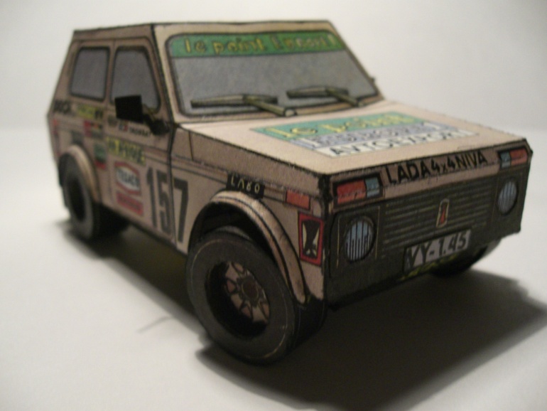 Lada Niva 4x4 Dakar 1983 (Plná velikost v novém okně) Lada Niva 4x4 Dakar 1983