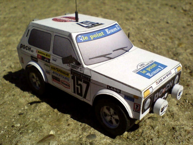 Lada Niva 4x4 Dakar 1983 (Plná velikost v novém okně) Lada Niva 4x4 Dakar 1983