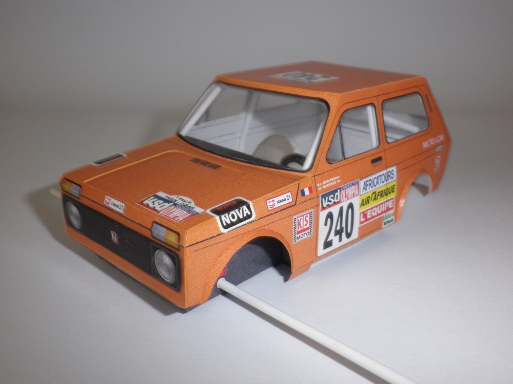 Lada Niva 4x4 Dakar 1985 (Plná velikost v novém okně) Lada Niva 4x4 Dakar 1985