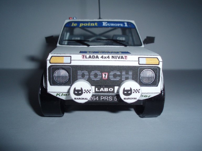 Lada Niva 4x4 Dakar 1983 (Plná velikost v novém okně) Lada Niva 4x4 Dakar 1983