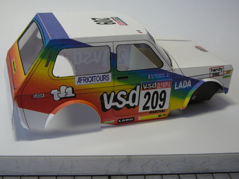 Lada Niva Dakar by Rybak (Plná velikost v novém okně) Lada Niva Dakar by Rybak