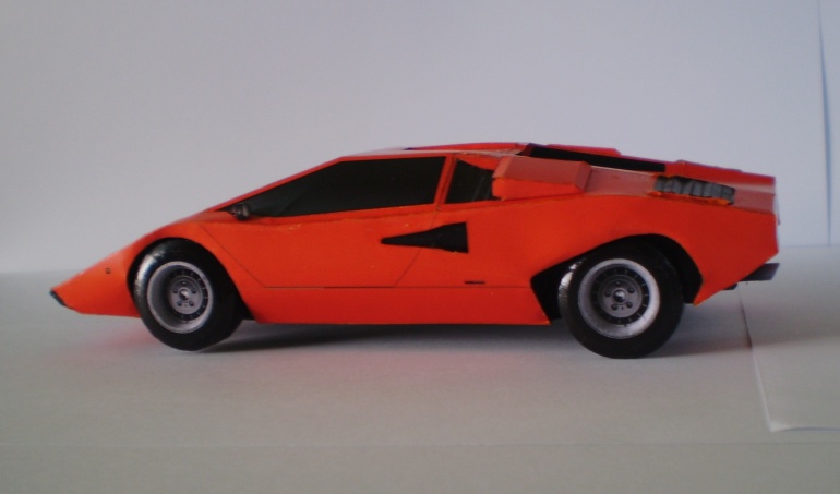 LAMBORGHINI COUNTACH LP400