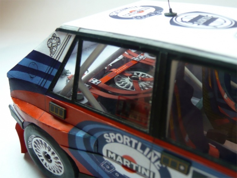 Lancia Delta (Plná velikost v novém okně) Lancia Delta