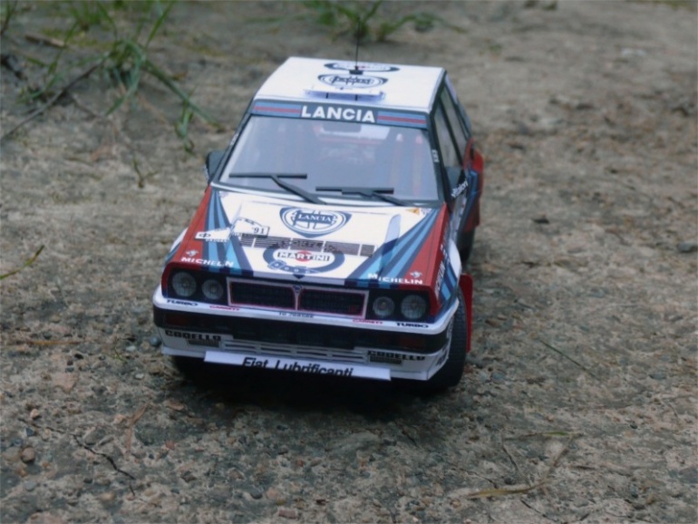 Lancia Delta (Plná velikost v novém okně) Lancia Delta