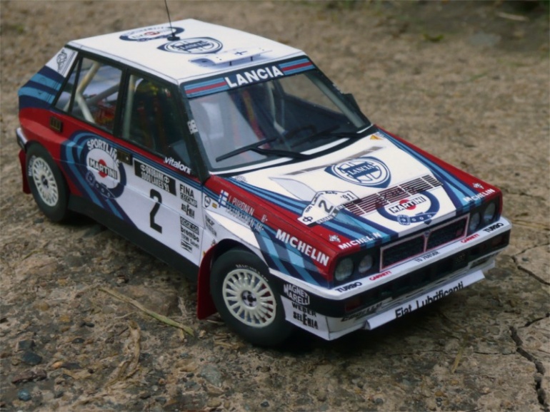 Lancia Delta (Plná velikost v novém okně) Lancia Delta
