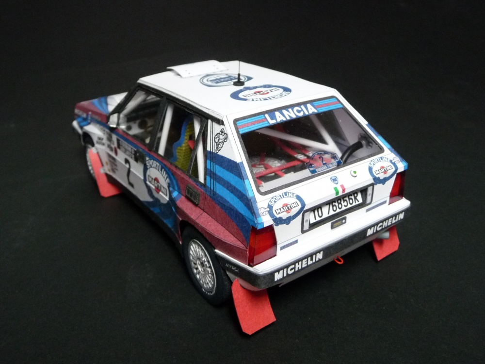 Lancia Delta (Plná velikost v novém okně) Lancia Delta