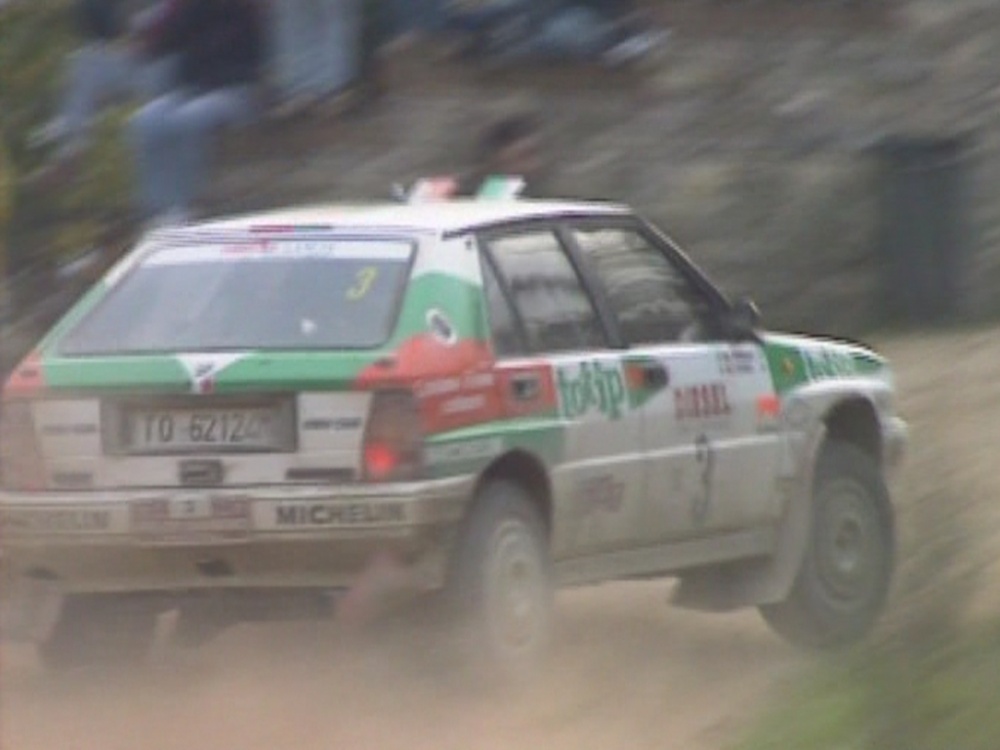 Lancia Delta HF Integrale 8v 1989 (Plná velikost v novém okně) Lancia Delta HF Integrale 8v 1989