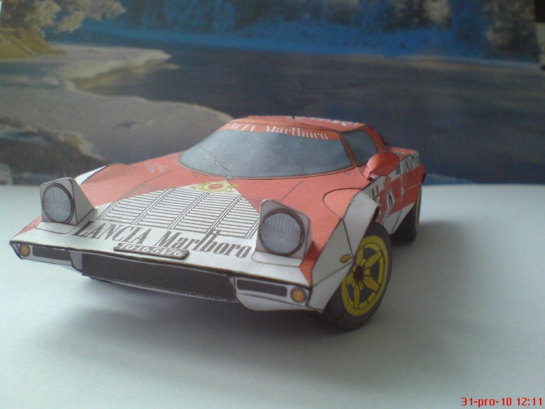 Lancia Stratos-Marlboro racing (Plná velikost v novém okně) Lancia Stratos-Marlboro racing