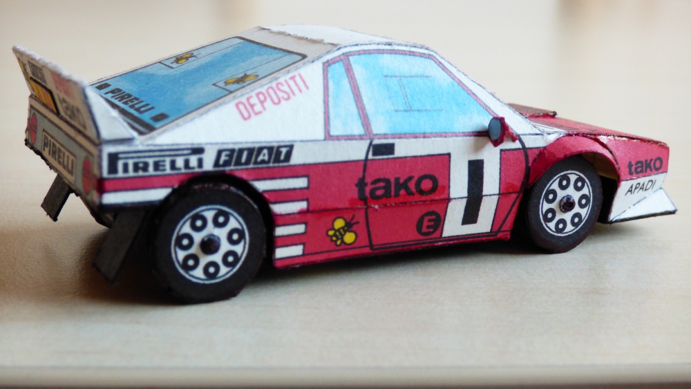 Lancia 037 Rallye (Plná velikost v novém okně) Lancia 037 Rallye