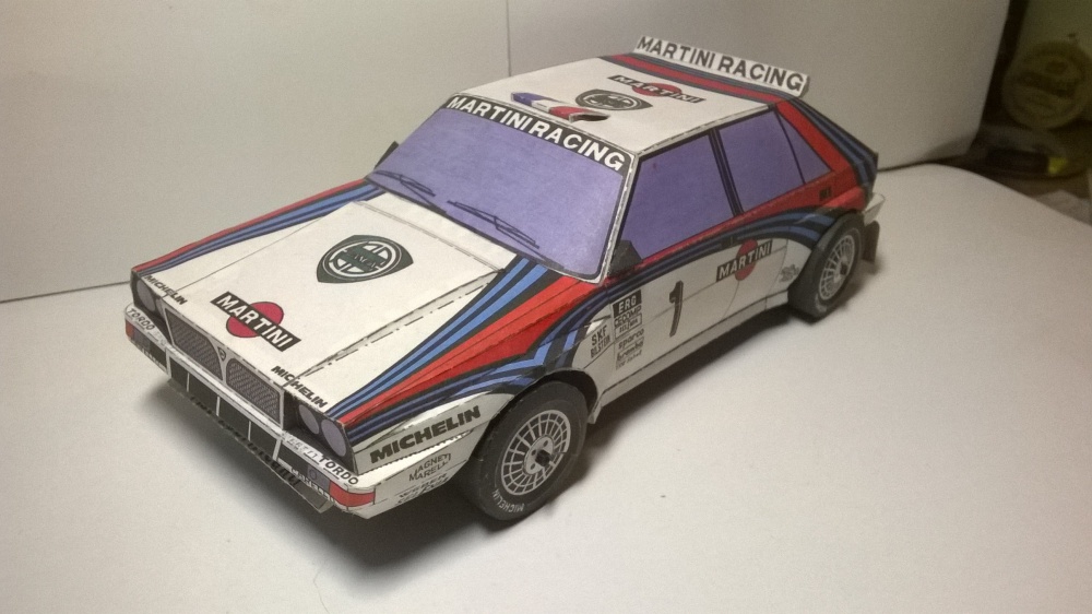 Lancia Delta HF Integrale (Plná velikost v novém okně) Lancia Delta HF Integrale