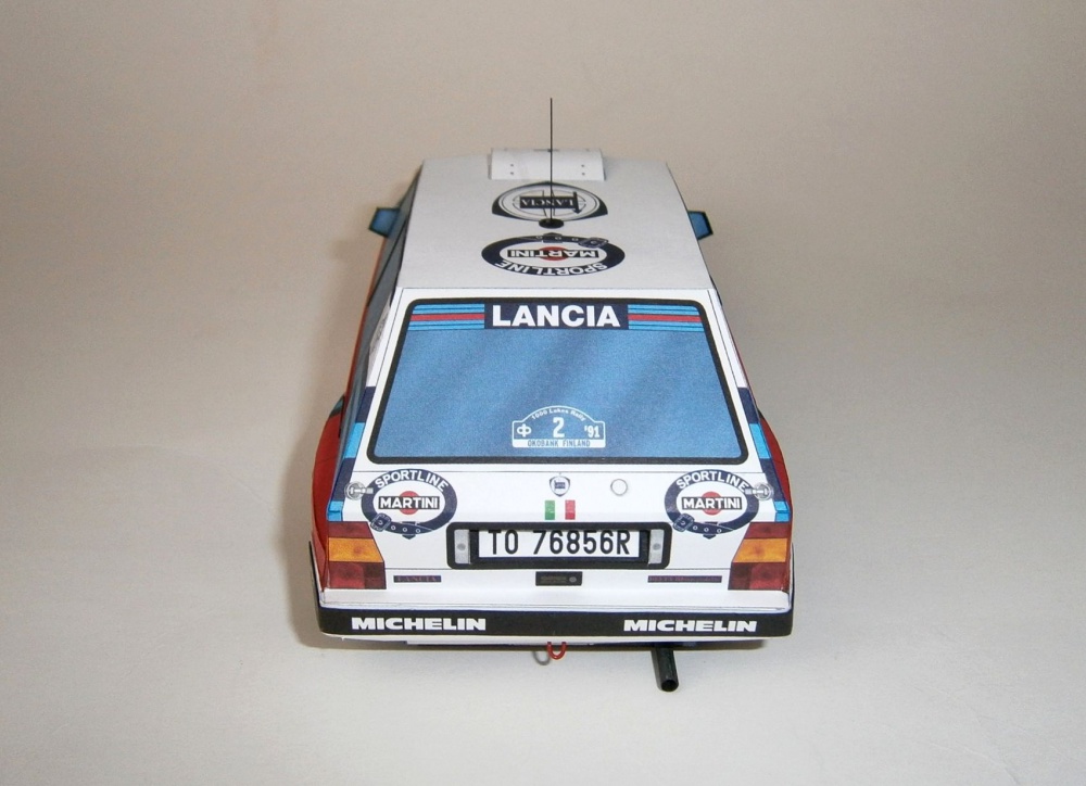 Lancia Delta HF Integrale 16v (Plná velikost v novém okně) Lancia Delta HF Integrale 16v
