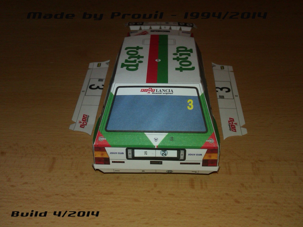 Lancia Delta HF Integrale 8v (1989) (Plná velikost v novém okně) Lancia Delta HF Integrale 8v (1989)
