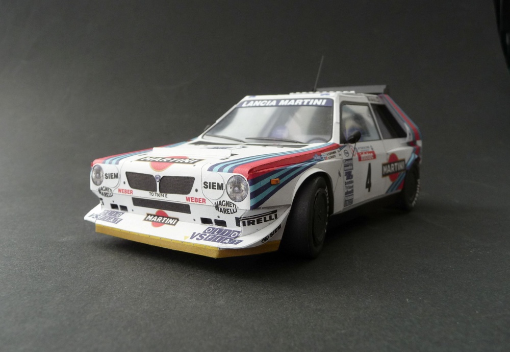 Lancia Delta S4 (Plná velikost v novém okně) Lancia Delta S4