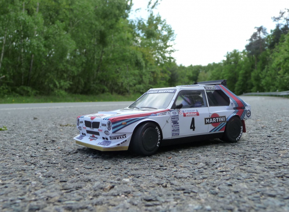 Lancia Delta S4 (Pln� velikost v nov�m okn�) Lancia Delta S4