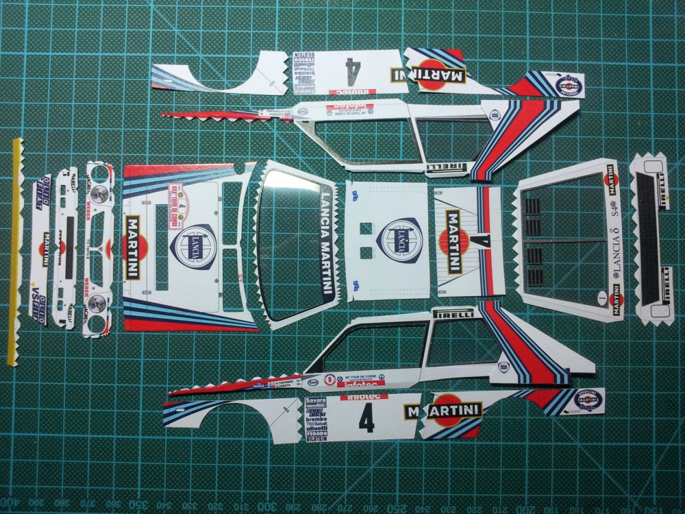 243564