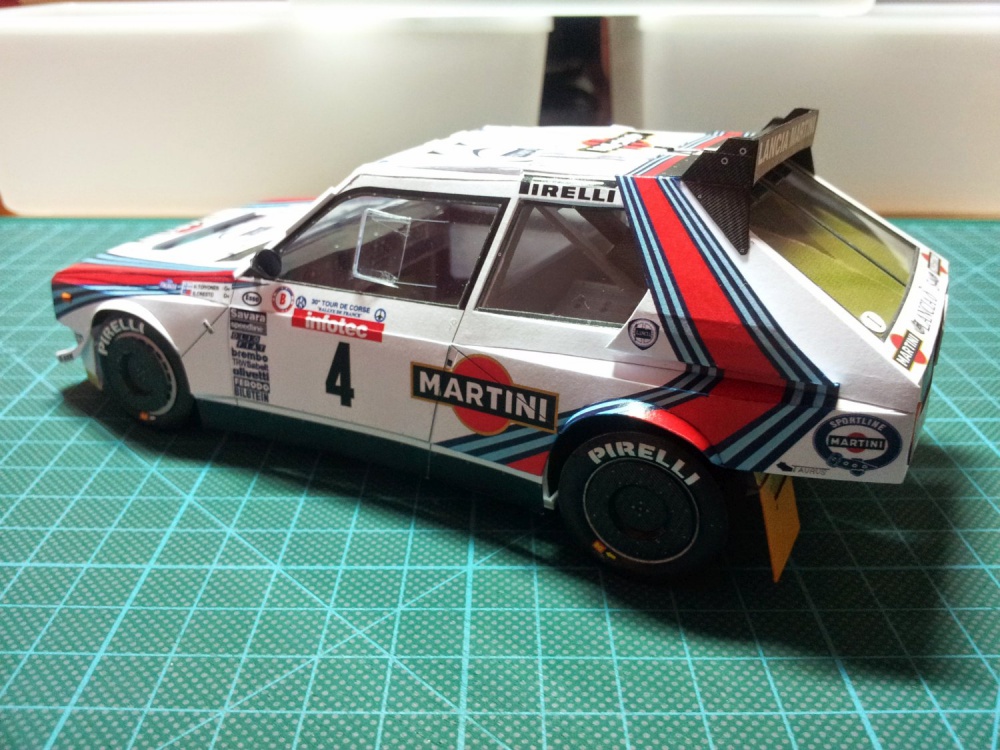 Lancia Delta S4 Martini (Plná velikost v novém okně) Lancia Delta S4 Martini