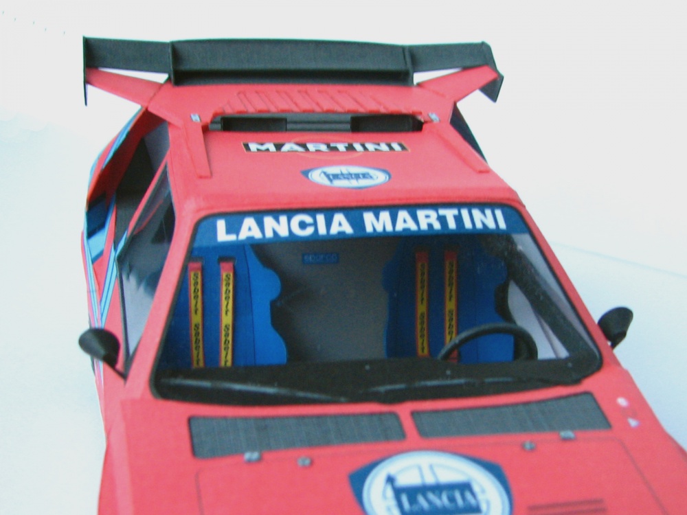Lancia ECV (Plná velikost v novém okně) Lancia ECV