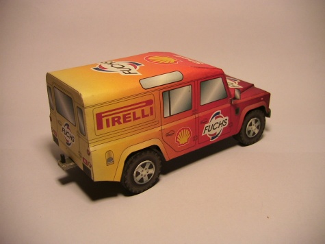 Land Rover Devender s p��v�sem ,z�vodn� �lun t��dy F1