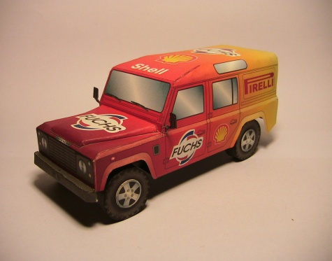 Land Rover Devender s p��v�sem ,z�vodn� �lun t��dy F1