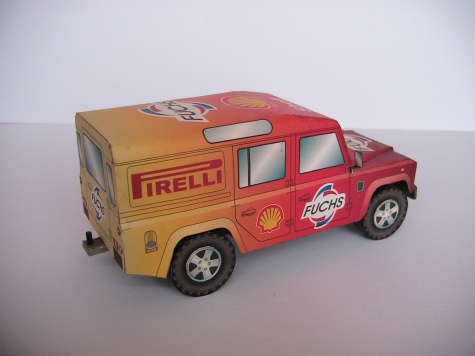 Land Rover Devender s p��v�sem ,z�vodn� �lun t��dy F1