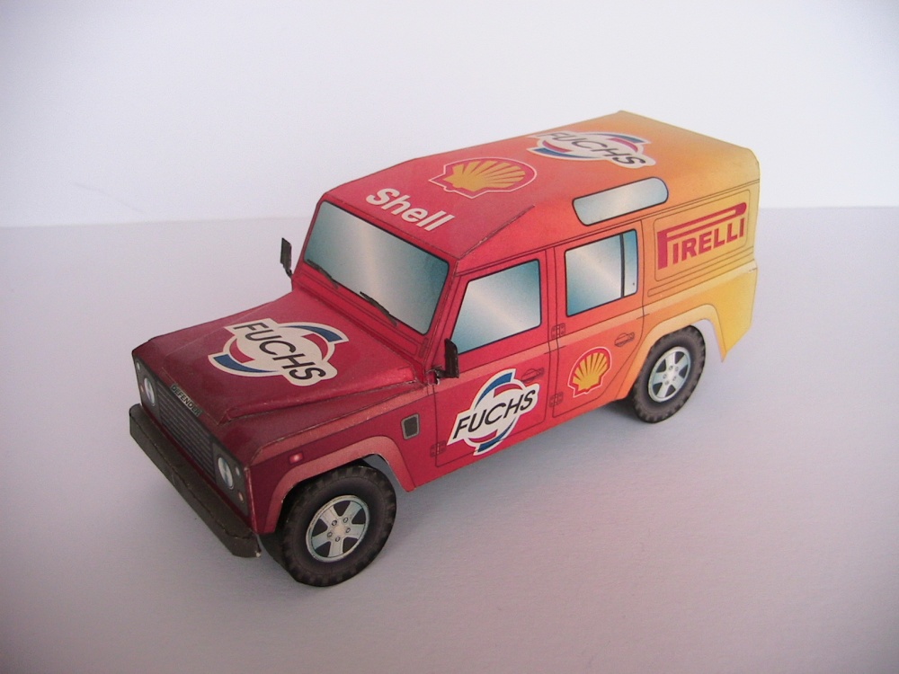 Land Rover Devender s p��v�sem ,z�vodn� �lun t��dy F1