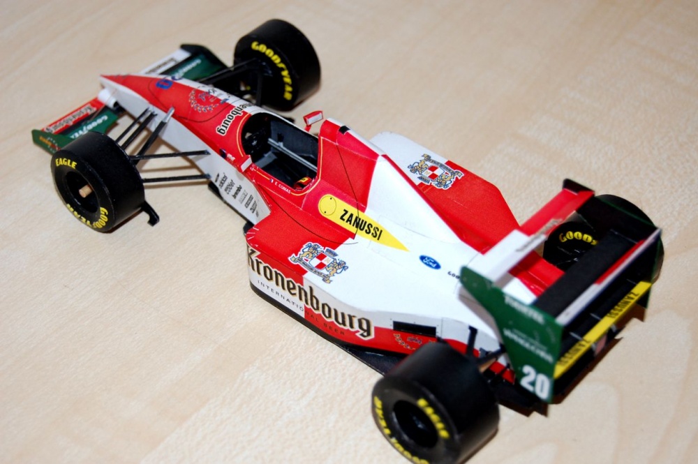 Larrousse LH94 - 1994 (Plná velikost v novém okně) Larrousse LH94 - 1994