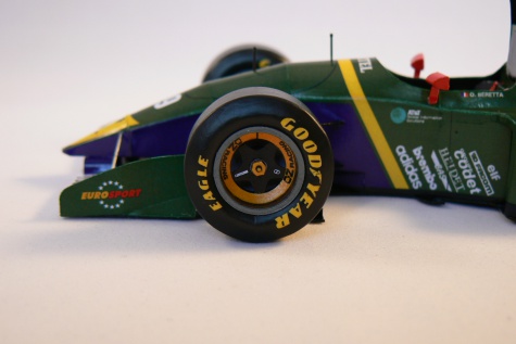 LARROUSSE LH94, O. Beretta - GP Brasil 1994 LARROUSSE LH94, O. Beretta - GP Brasil 1994