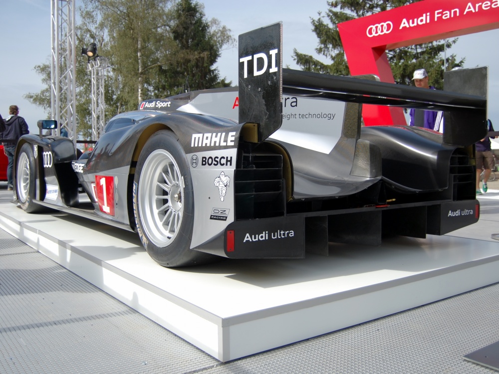 Le Mans 24 (Plná velikost v novém okně) Le Mans 24
