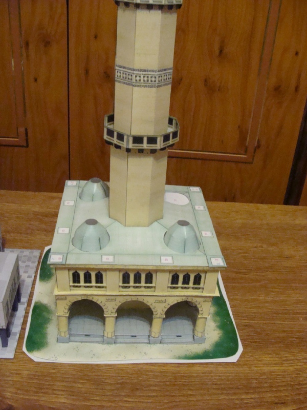 Lednick� Minaret