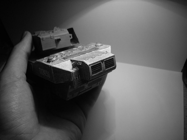 LEHKÝ TANK M5A1 - STUART VI (Plná velikost v novém okně) LEHKÝ TANK M5A1 - STUART VI