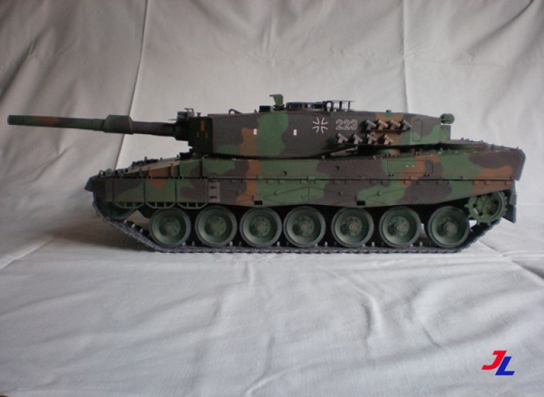 Leopard 2 A4 (Pln� velikost v nov�m okn�) Leopard 2 A4