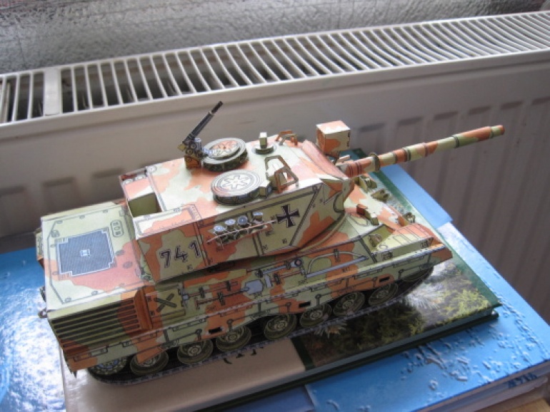 LEOPARD A4 (Plná velikost v novém okně) LEOPARD A4