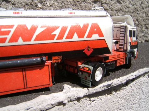 Liaz 110.573 - Benzina / ROC 34T3A - cisterna