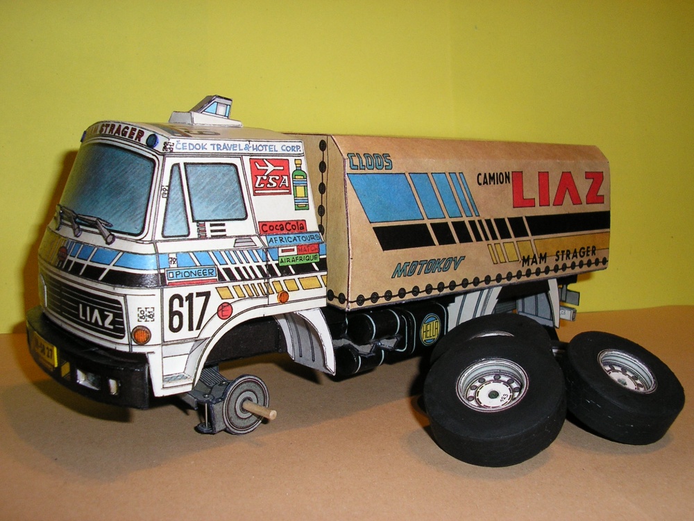 LIAZ 111.154 DAKAR 88 (Plná velikost v novém okně) LIAZ 111.154 DAKAR 88
