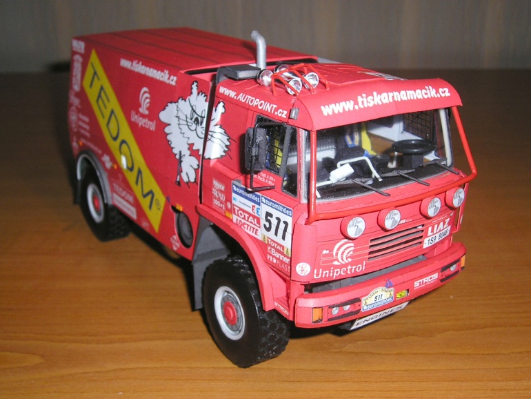LIAZ 111.154 DAKAR 2006 a CER 2008 (Plná velikost v novém okně) LIAZ 111.154 DAKAR 2006 a CER 2008