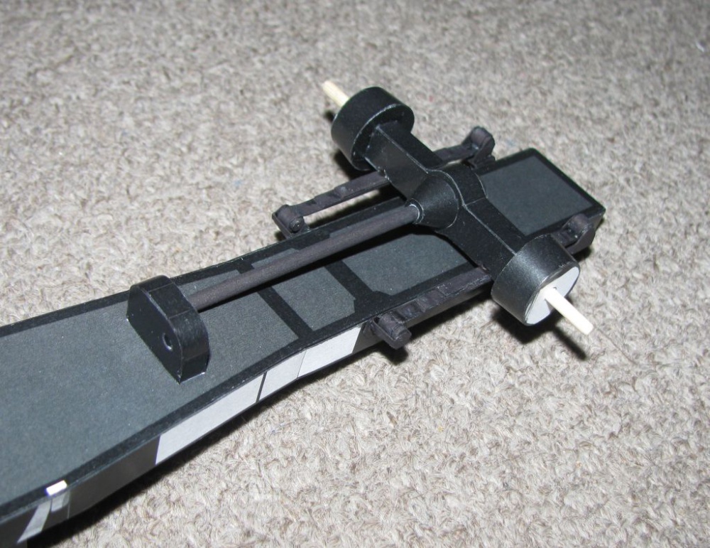 284111