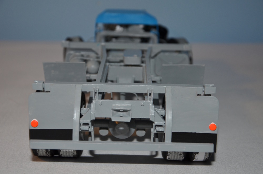 250056