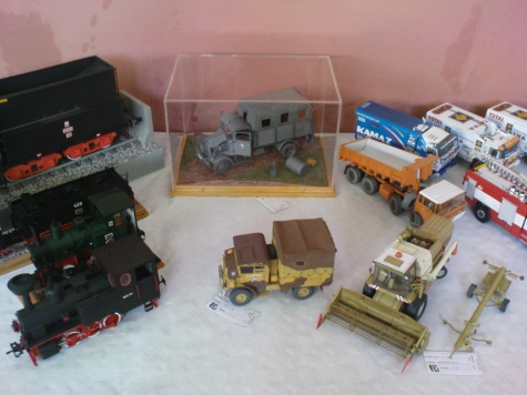 LICARD Model show 2013