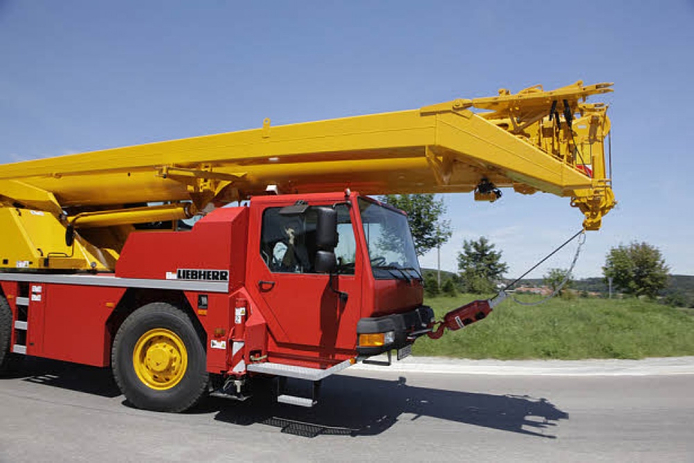 LIEBHERR 1040-2.1 Beta (Plná velikost v novém okně) LIEBHERR 1040-2.1 Beta