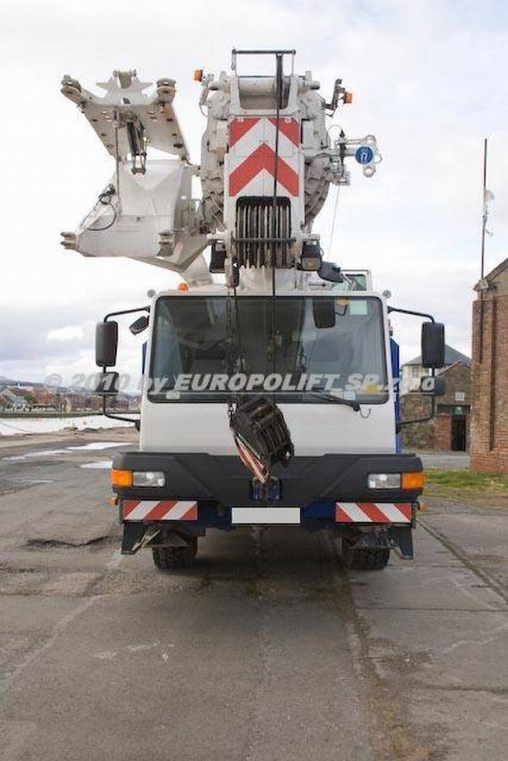 LIEBHERR 1040-2.1 Beta (Plná velikost v novém okně) LIEBHERR 1040-2.1 Beta