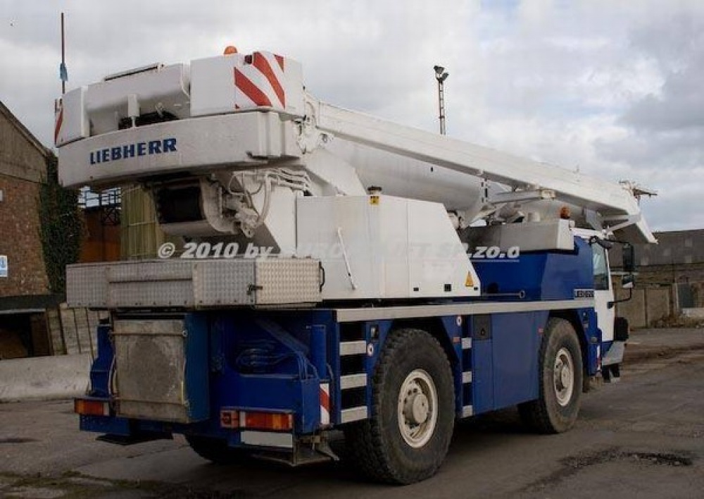 LIEBHERR 1040-2.1 Beta (Plná velikost v novém okně) LIEBHERR 1040-2.1 Beta