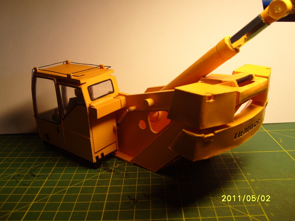 LIEBHERR 1040-2.1 Beta (Plná velikost v novém okně) LIEBHERR 1040-2.1 Beta