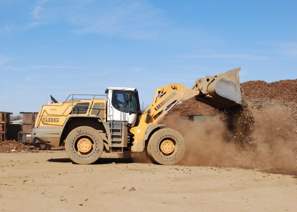 Liebherr 586 2Plus2 (Plná velikost v novém okně) Liebherr 586 2Plus2